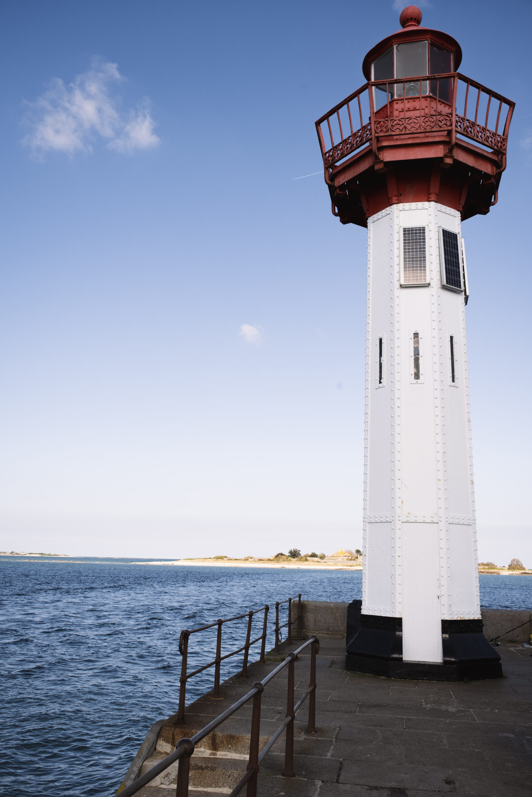 Photographie du phare de Saint-Vaast-la-Hougue dans le Cotentin